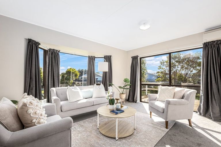 Photo of property in 10 Campbell Avenue, Paraparaumu, 5032