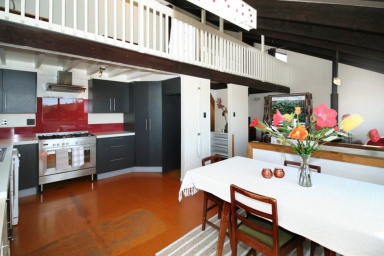 Photo of property in 327 Tukapa Street, Hurdon, New Plymouth, 4310