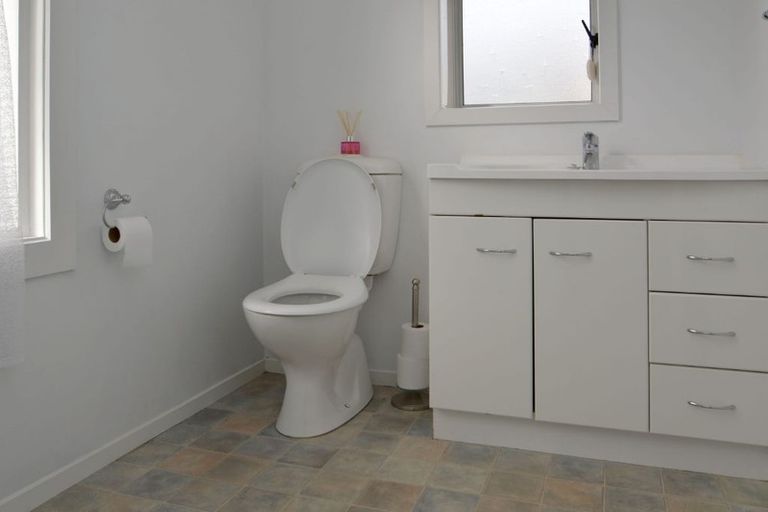 Photo of property in 3 Catherine Street, Windsor, Invercargill, 9810