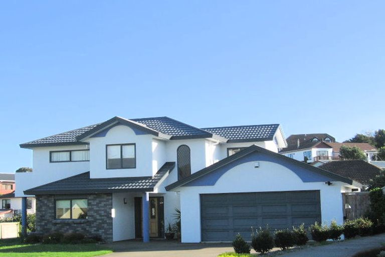 Photo of property in 9 Padstow Place, Camborne, Porirua, 5026