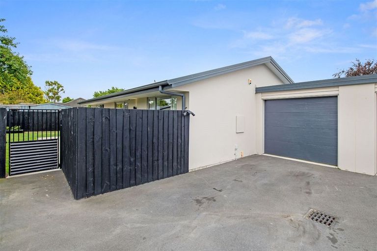 Photo of property in 6a Cargill Place, Richmond, Christchurch, 8013