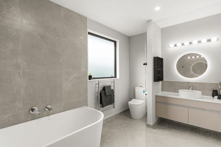 Photo of property in 24 Mcvicar Drive, Cracroft, Christchurch, 8022