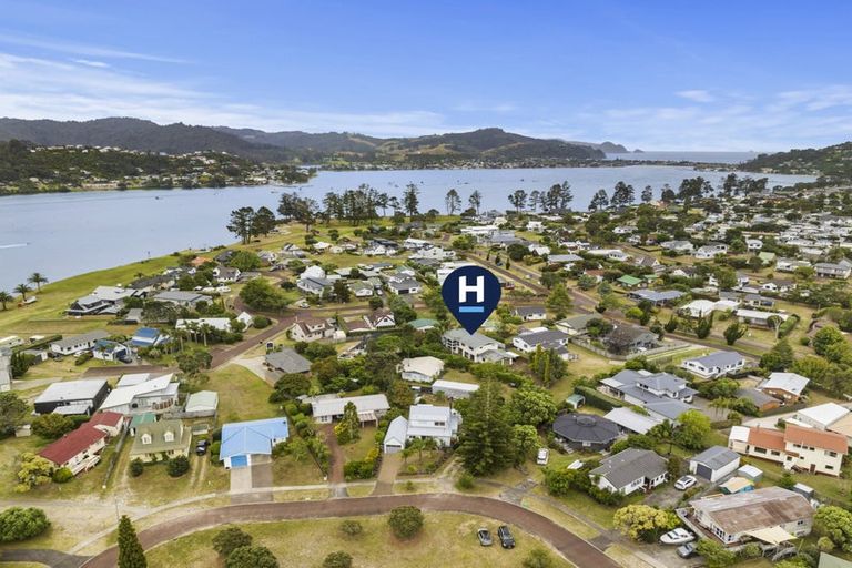 Photo of property in 14 Given Grove, Pauanui, Hikuai, 3579