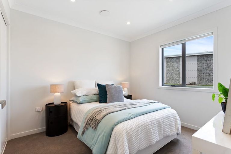 Photo of property in 15 Periko Way, Takanini, 2112