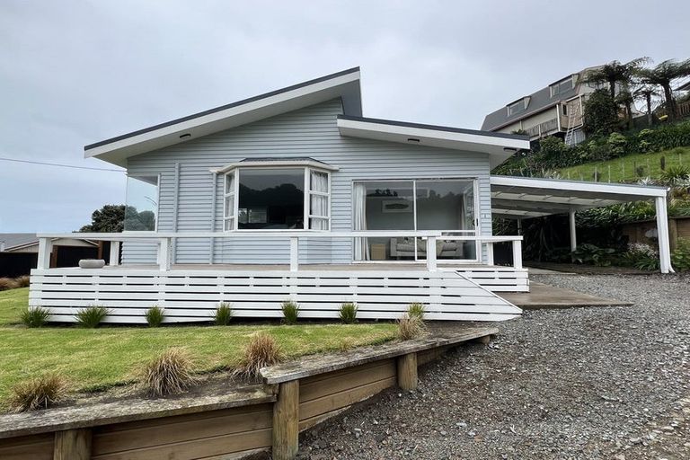Photo of property in 8 Tainui Street, Mokau, 4376