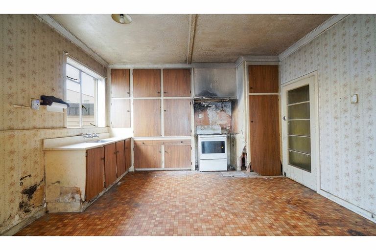 Photo of property in 2/145 Esk Street, Invercargill, 9810