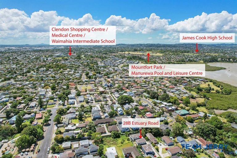 Photo of property in 28b Estuary Road, Weymouth, Auckland, 2103