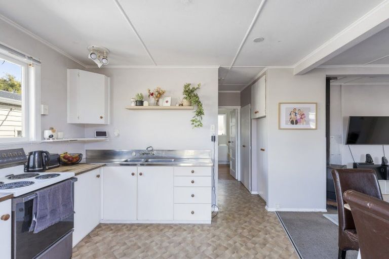 Photo of property in 75b Rata Street, Inglewood, 4330