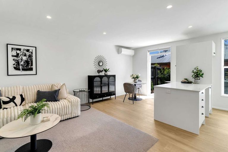 Photo of property in 4/36 Allard Street, Edgeware, Christchurch, 8013