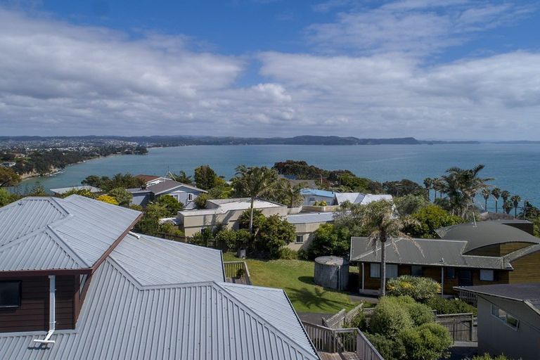 Photo of property in 2/6 Duncansby Road, Stanmore Bay, Whangaparaoa, 0932