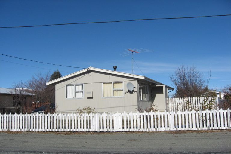 Photo of property in 27 Sefton Street, Twizel, 7901