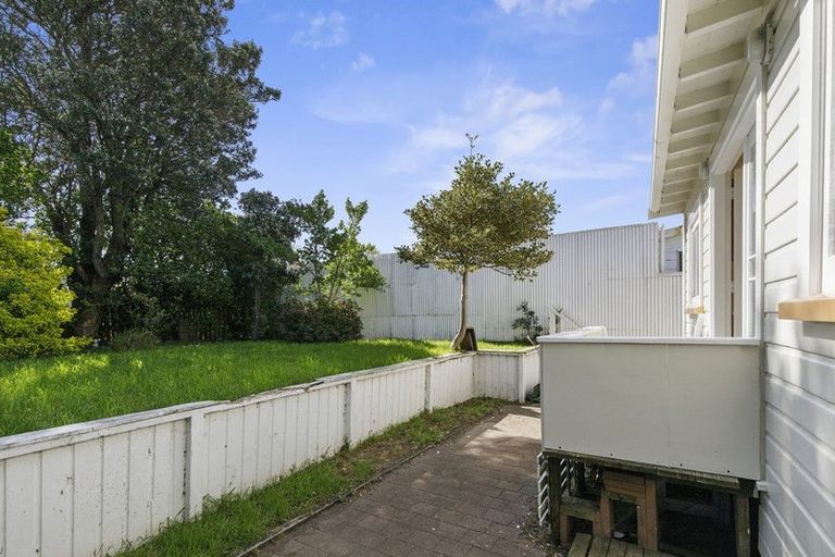 Photo of property in 5 Oriental Street, Petone, Lower Hutt, 5012