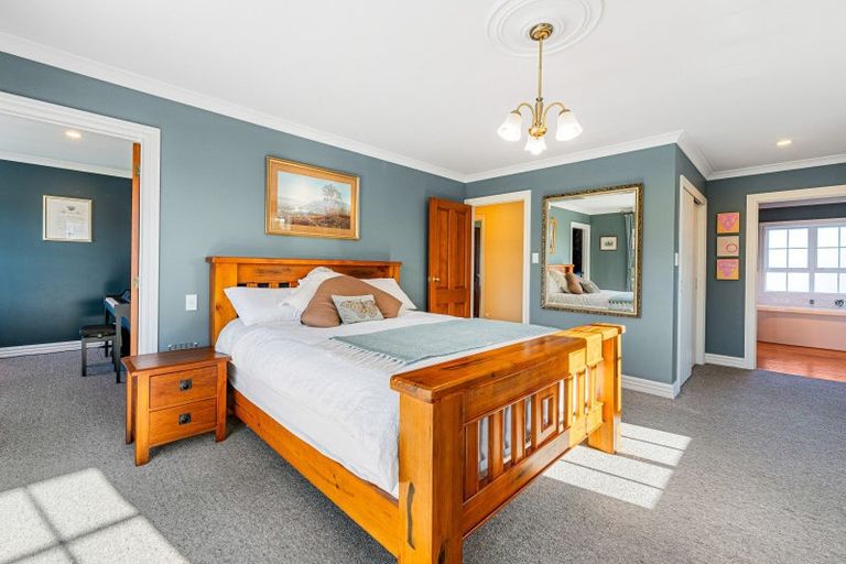 Photo of property in 39 Dittmer Drive, Awapuni, Palmerston North, 4412