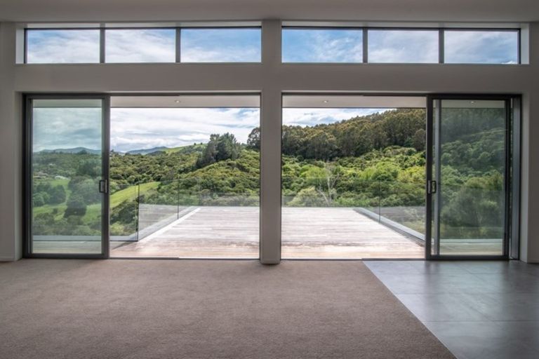 Photo of property in 10 Langlois Lane, Akaroa, 7520