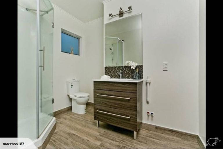 Photo of property in 11 Hague Place, Birkenhead, Auckland, 0626