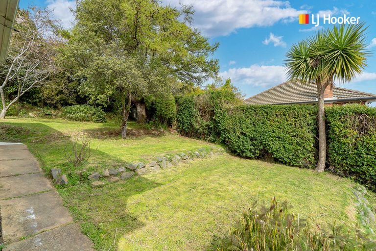 Photo of property in 17 Forresbank Avenue, Wakari, Dunedin, 9010