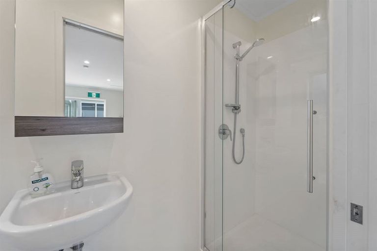 Photo of property in 632 Whangaparaoa Road, Stanmore Bay, Whangaparaoa, 0932