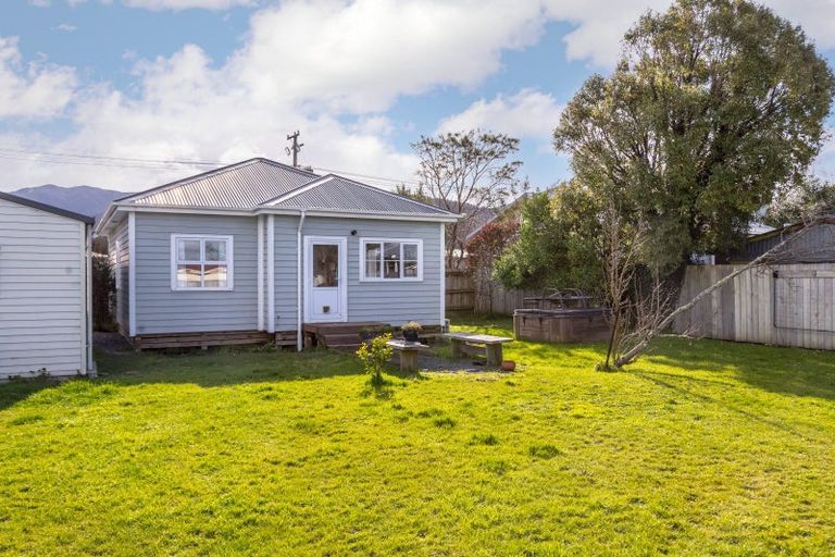 Photo of property in 23 Lyon Street, Featherston, 5710