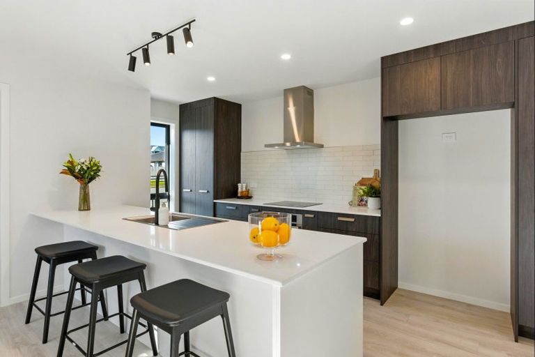 Photo of property in 166 Clifford Road, Lake Grassmere, Seddon, 7285