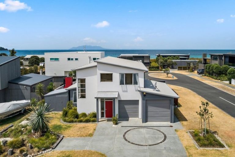 Photo of property in 9 Matariki Street, Omaha, Warkworth, 0986