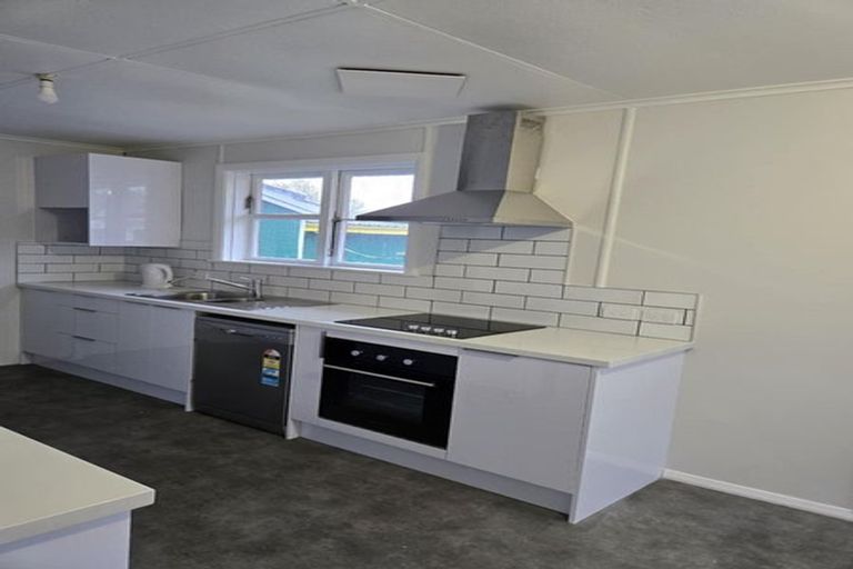 Photo of property in 46 Tweed Street, Roslyn, Palmerston North, 4414