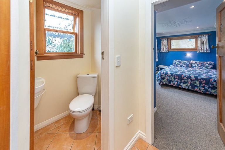 Photo of property in 100 Portal Street, Durie Hill, Whanganui, 4500