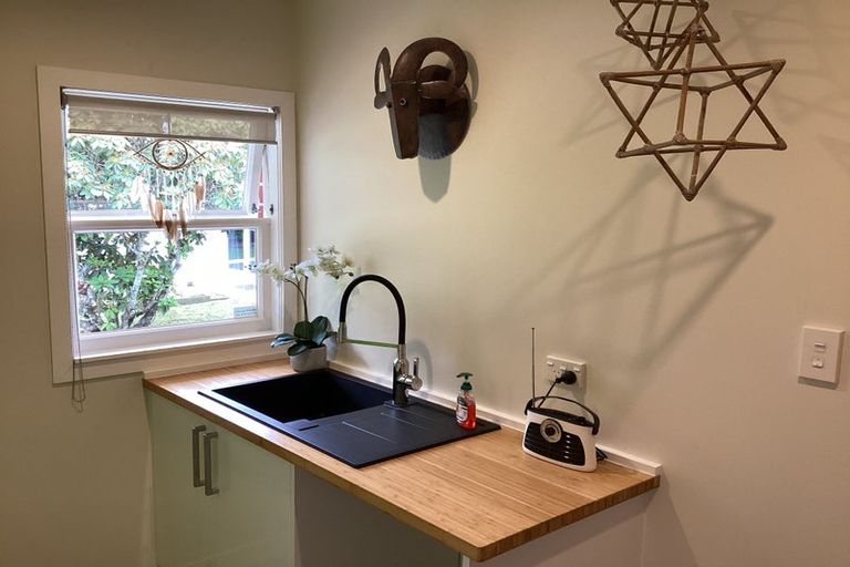 Photo of property in 17 Hinaki Street, Inner Kaiti, Gisborne, 4010