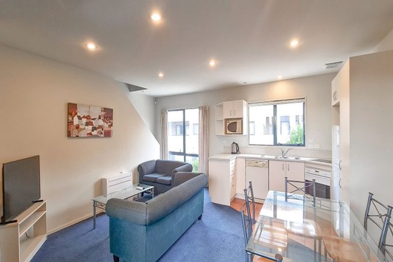 Photo of property in 4/276 Armagh Street, Christchurch Central, Christchurch, 8011