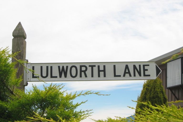 Photo of property in 6 Lulworth Lane, Westmorland, Christchurch, 8025