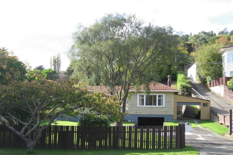Photo of property in 15 Blue Mountains Road, Silverstream, Upper Hutt, 5019
