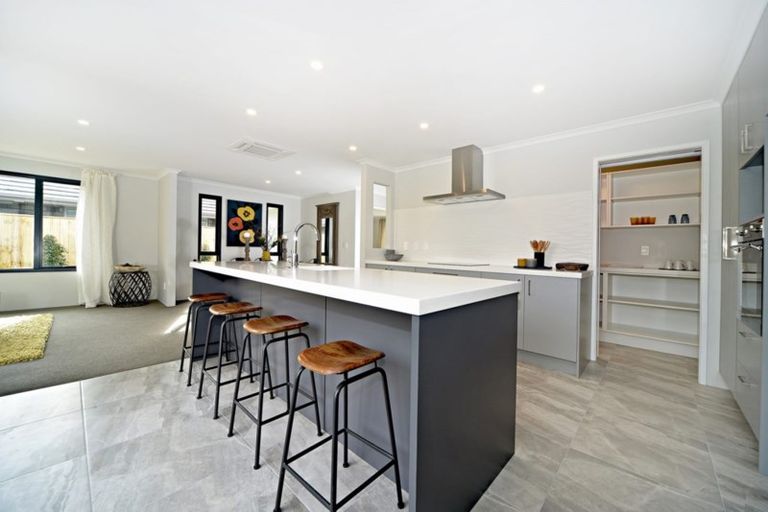 Photo of property in 19 Te Aparangi Crescent, Papakura, 2110