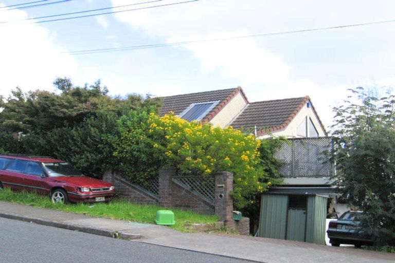 Photo of property in 3 Bucklands Beach Road, Bucklands Beach, Auckland, 2012