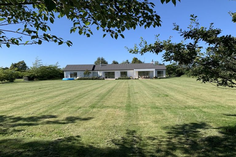 Photo of property in 695 Essendon Road, Darfield, 7571