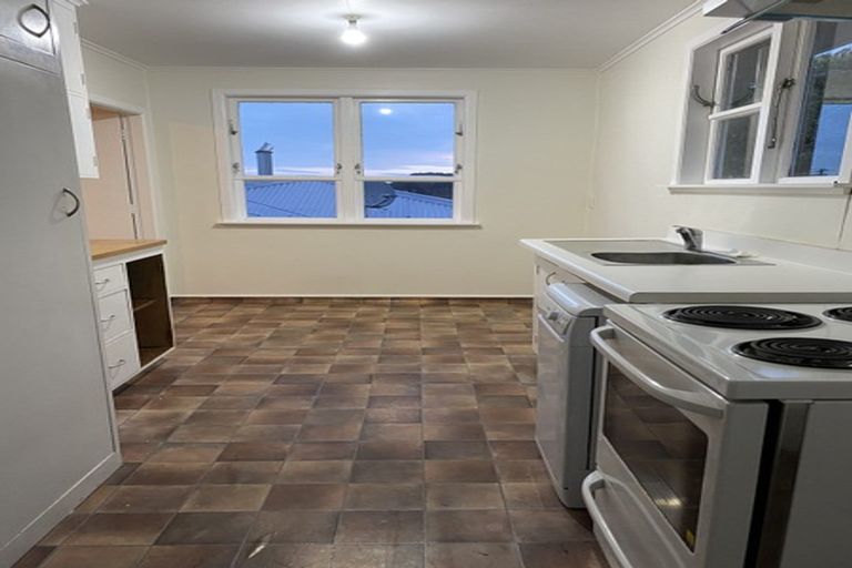 Photo of property in 37 Prospect Terrace, Johnsonville, Wellington, 6037