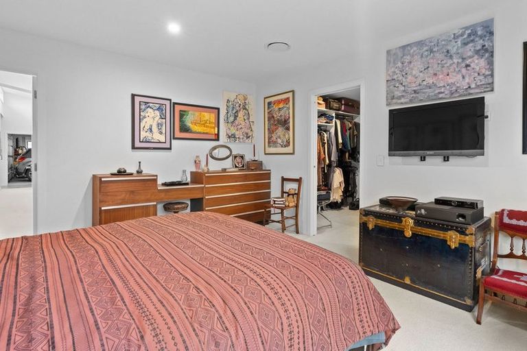 Photo of property in 6 Kingi Te Ahoaho Place, Otaki, 5512