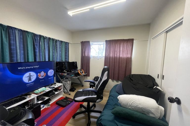 Photo of property in 39 Anich Road, Massey, Auckland, 0614