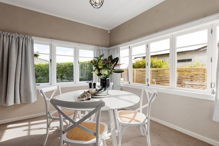 Photo of property in 5 Bettina Road, Fairfield, Hamilton, 3214