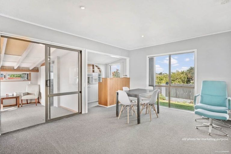 Photo of property in 64 Hyperion Drive, Randwick Park, Auckland, 2105