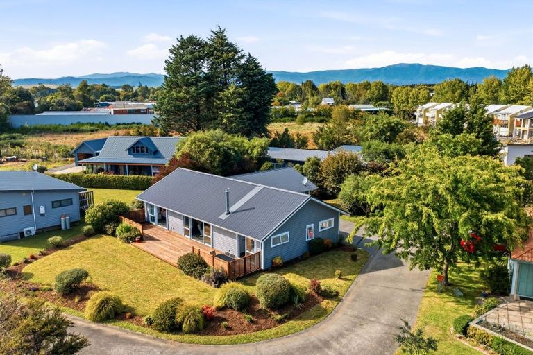 Photo of property in 35 Ngahana Place, Turangi, 3334