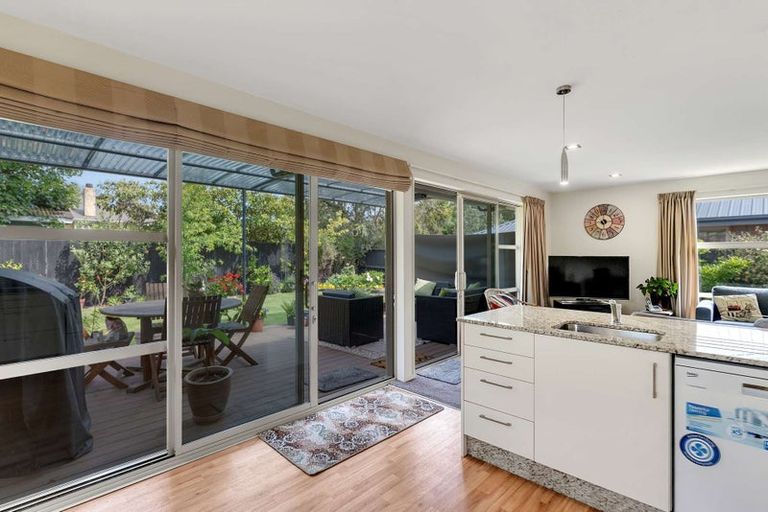 Photo of property in 2b Bank Street, Amberley, 7410