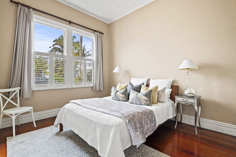 Photo of property in 13 Anne Street, Devonport, Auckland, 0624