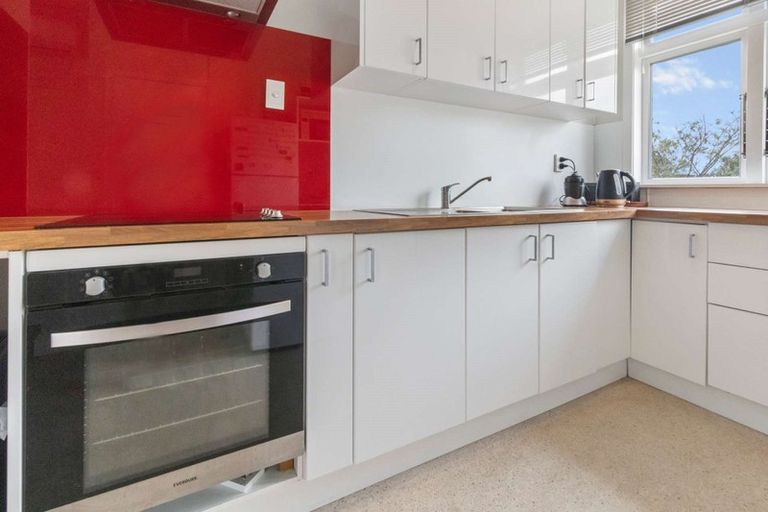 Photo of property in 11 Murray Road, Fairy Springs, Rotorua, 3015