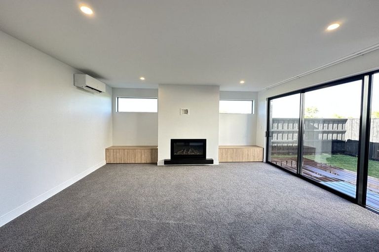 Photo of property in 17c Kirkwood Avenue, Upper Riccarton, Christchurch, 8041