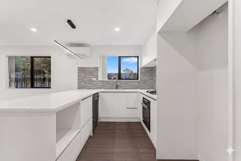 Photo of property in 37d Clarkson Crescent, Otara, Auckland, 2023