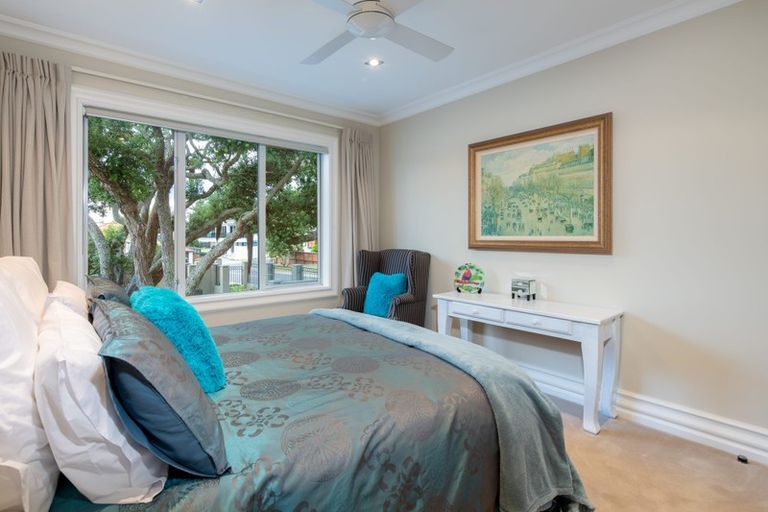 Photo of property in 14a Gibbons Road, Takapuna, Auckland, 0622