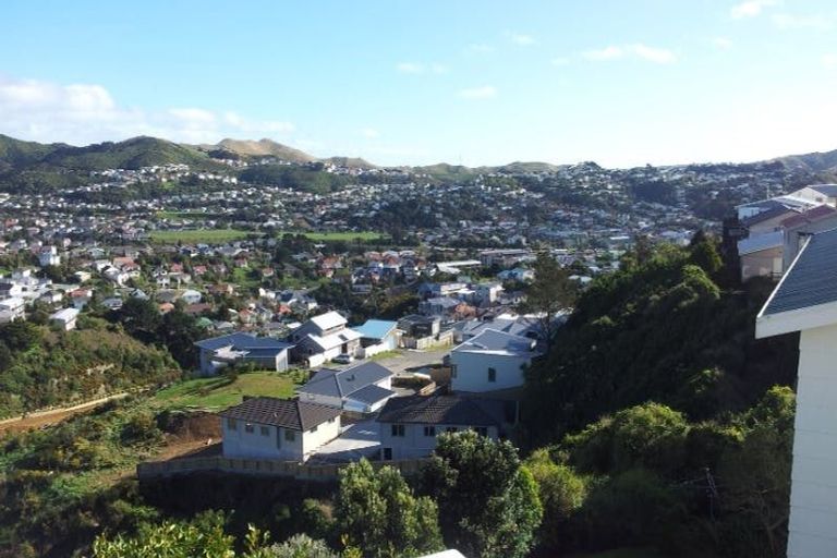 Photo of property in 6b Sunflower Way, Johnsonville, Wellington, 6037