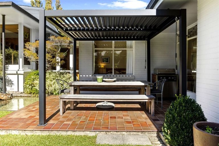 Photo of property in 6 Woodstock Road, Fairfield, Hamilton, 3214