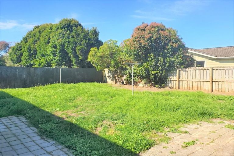 Photo of property in 9 Marybeth Place, Rosehill, Papakura, 2113