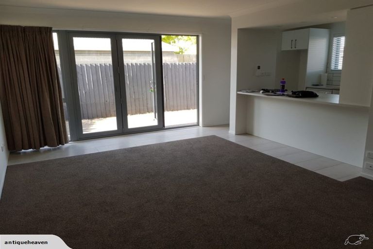 Photo of property in 1/77 Geraldine Street, Edgeware, Christchurch, 8013