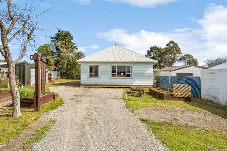 Photo of property in 9 Wear Street, Rongotea, 4476